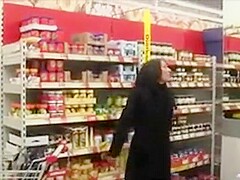 Im supermarkt ficken Deutsches Mädchen